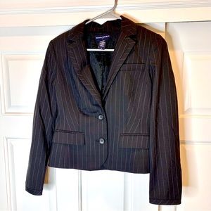 Vintage Pinstripe Banana Republic Womens blazer with unique lapel , size 4